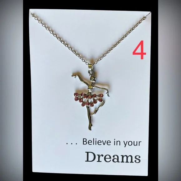 🆕 Ballerina Necklace - Pink - Picture 14 of 16